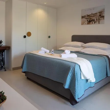 Center ماكارسكا